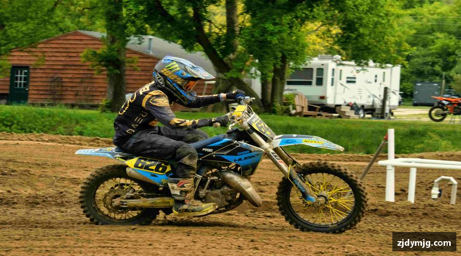 三亿体育官网入口🎯 专业装备，助力突破极限！💪 每一次挥拍，都是精准的胜利！